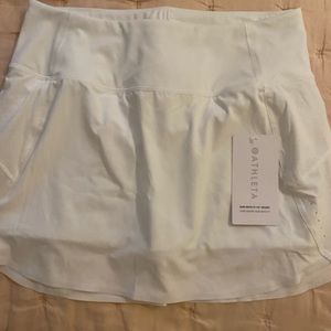 Athleta Run with it 14inch skirt size small